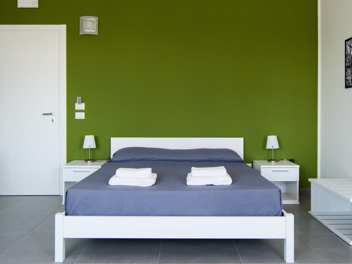 Ermes Bed & Breakfast Авола Екстериор снимка